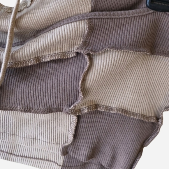 Patchwork Ribbed Crop Top - Picture 5 of 5